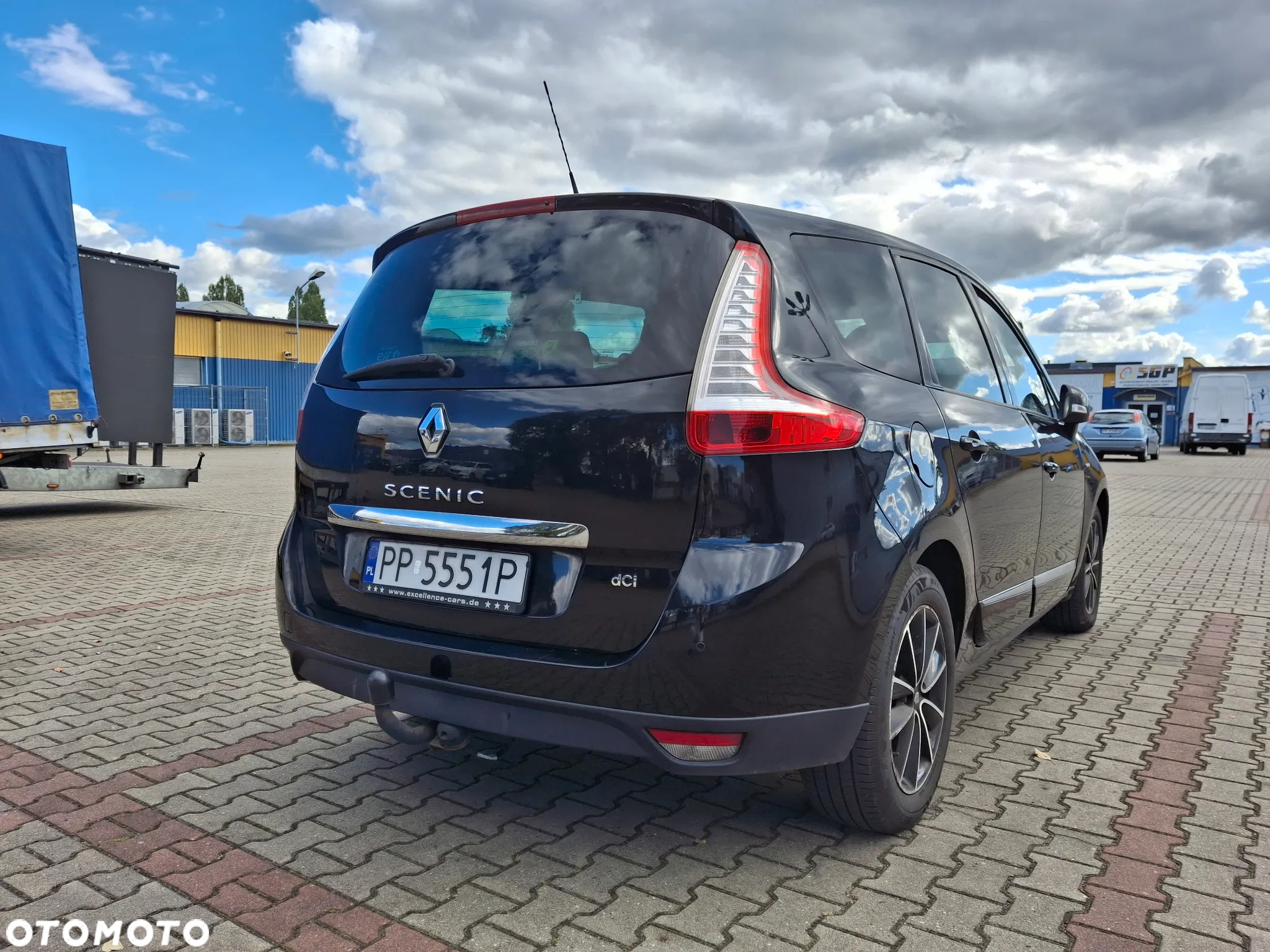 Renault Scenic 1.6 dCi Energy Bose Edition - 6