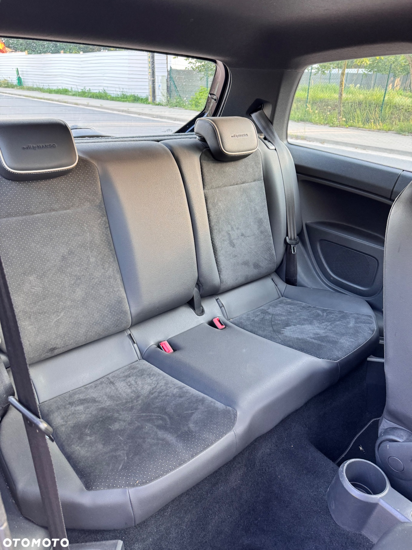 Seat Mii 1.0 by Mango - 11