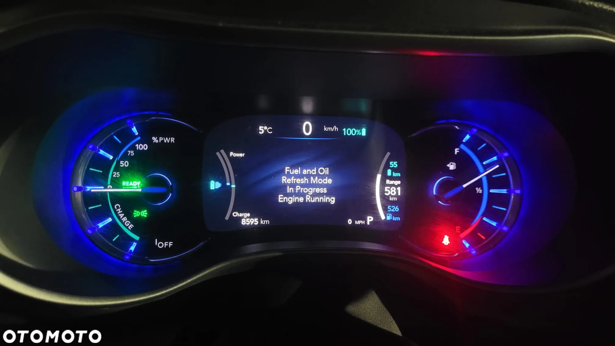 Chrysler Pacifica - 12