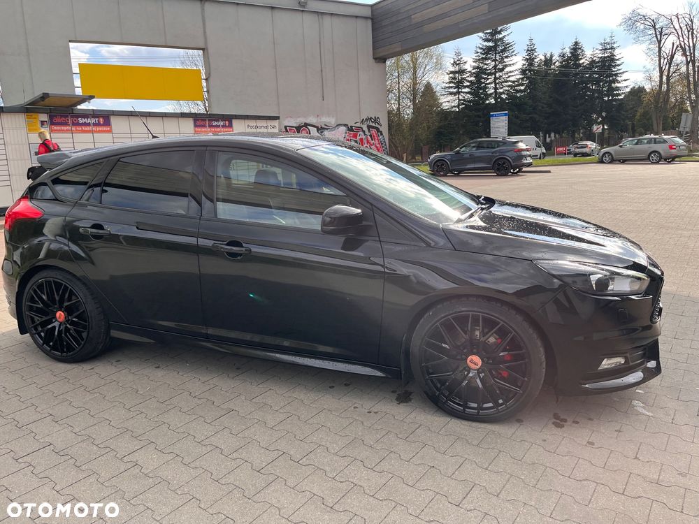 Ford Focus 2.0 EcoBoost ST - 4