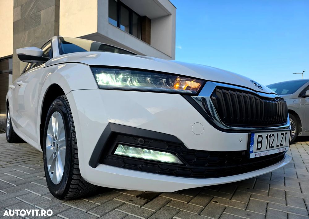 Skoda Octavia Combi 2.0 TDI Ambition - 4