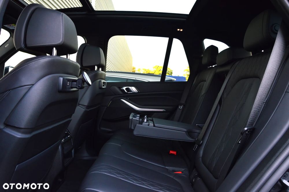 BMW X5 xDrive45e - 16