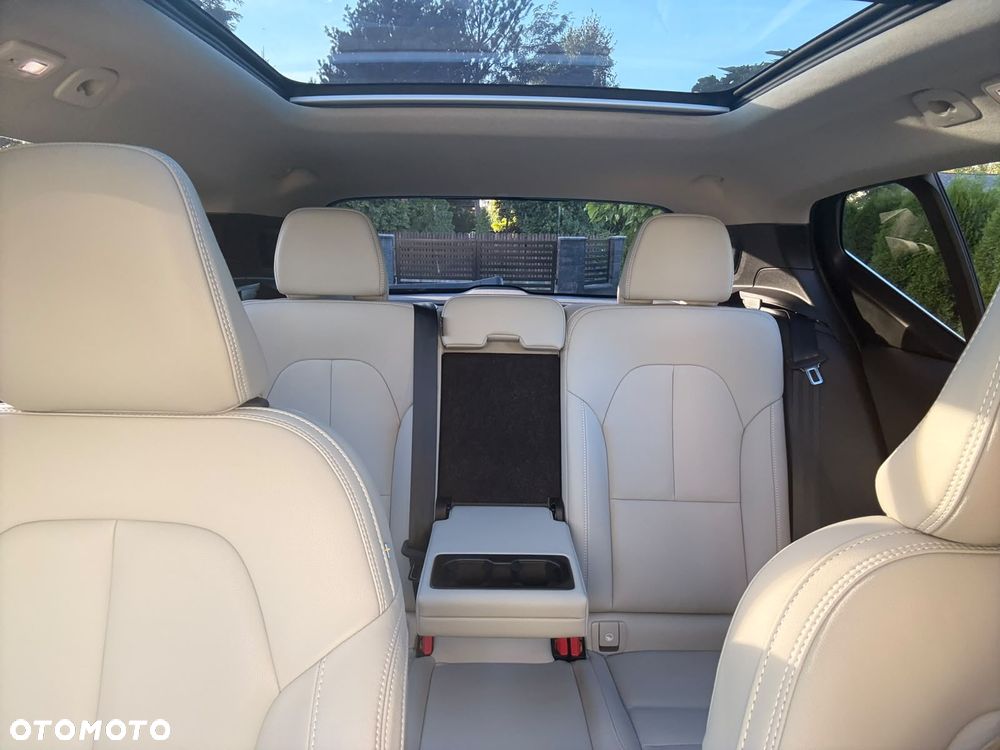 Volvo XC 40 - 22