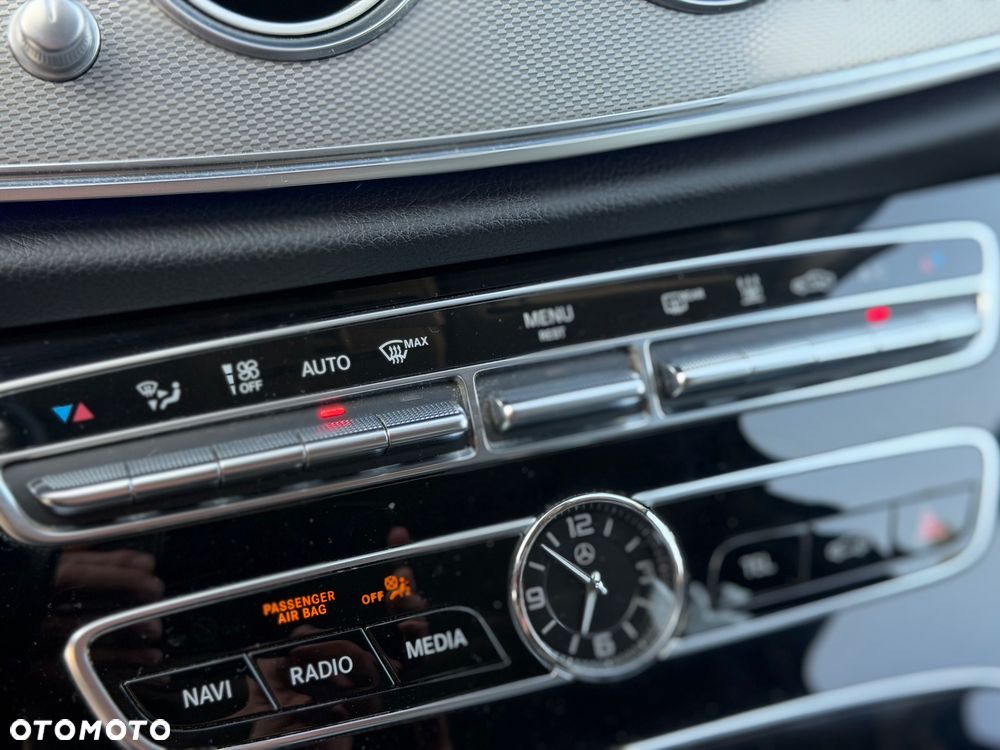 Mercedes-Benz Klasa E 400 d 4-Matic 9G-TRONIC - 3