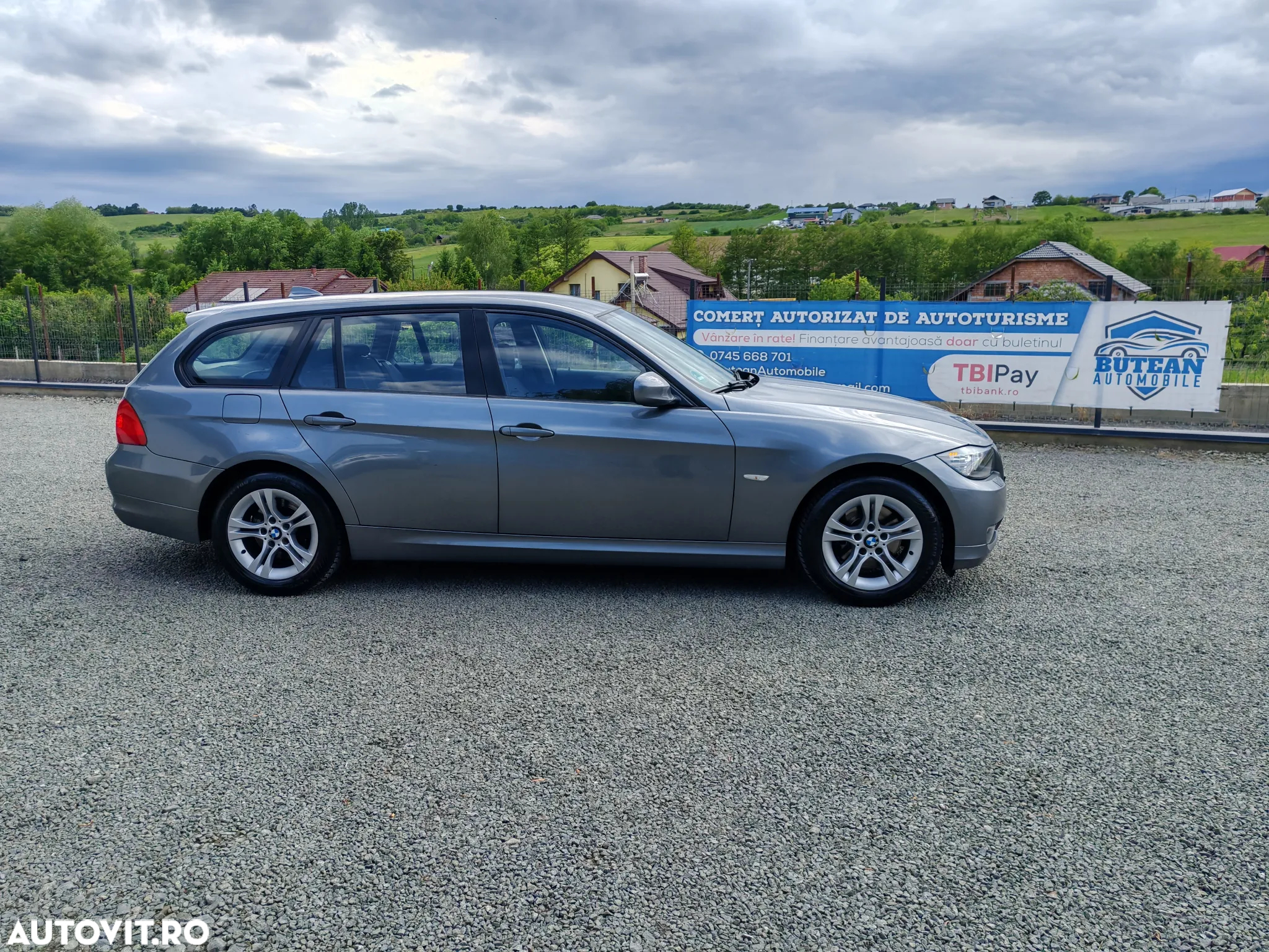BMW Seria 3 318d Touring Aut. Modern Line - 3
