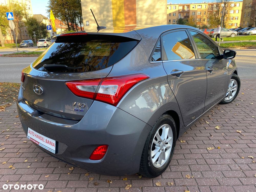 Hyundai i30 blue 1.6 GDI Trend - 20