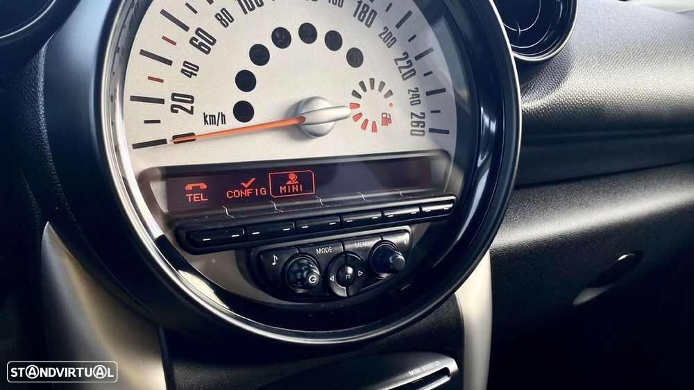 MINI Paceman Cooper D - 23