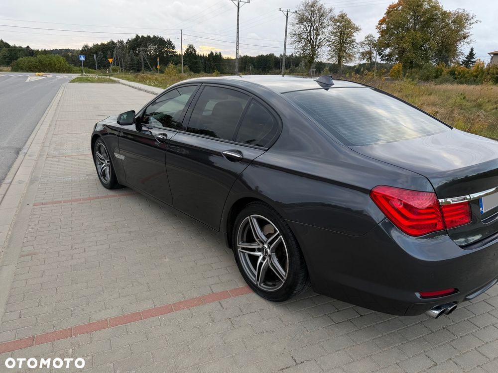 BMW Seria 7 730d - 34