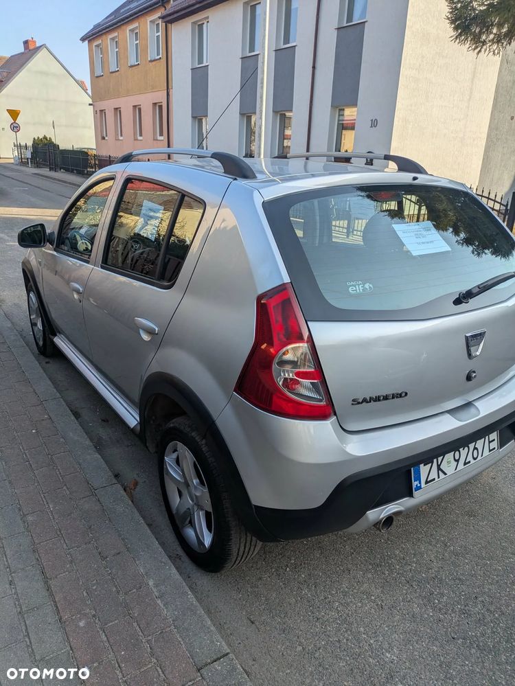 Dacia Sandero 1.5 dCi Stepway - 10