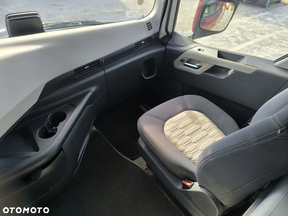 Ford F-Max - 28