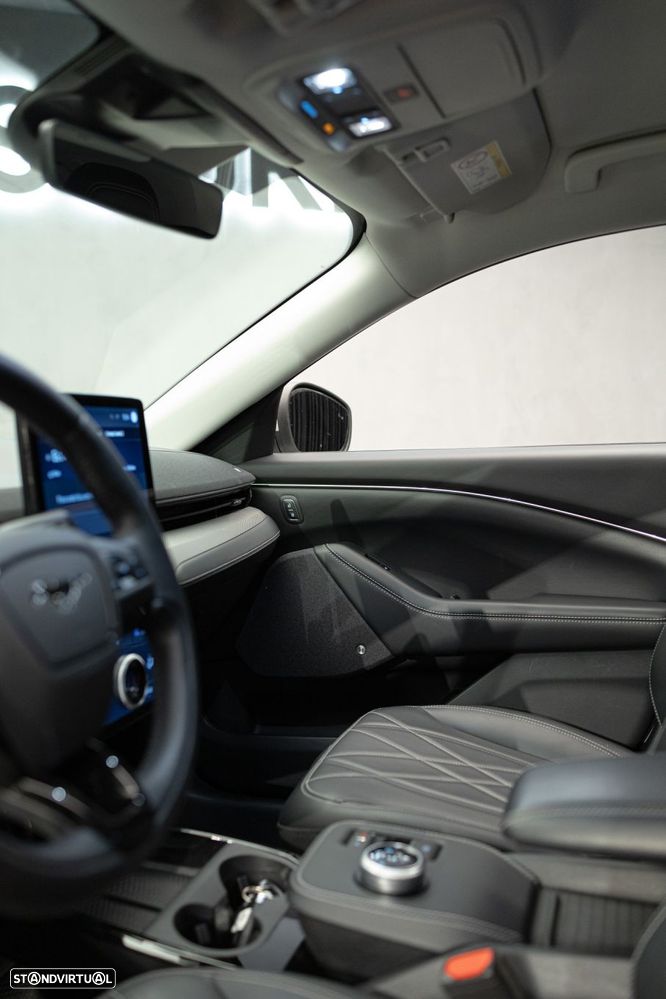 Ford Mustang Mach-E 75.7 kWh Premium AWD - 14
