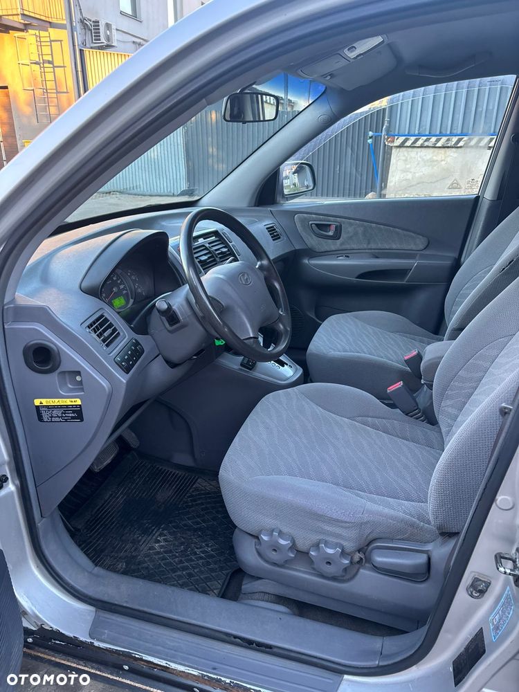 Hyundai Tucson 2.0 CRDi Premium - 9