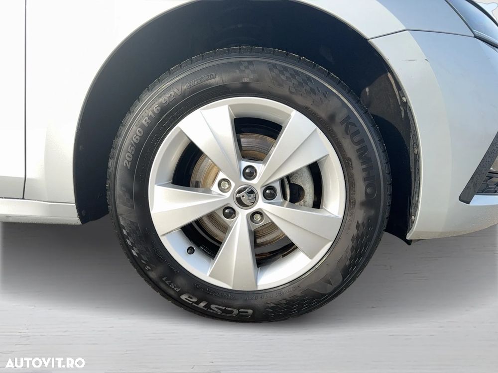 Skoda Octavia 1.5 TSI Ambition - 7