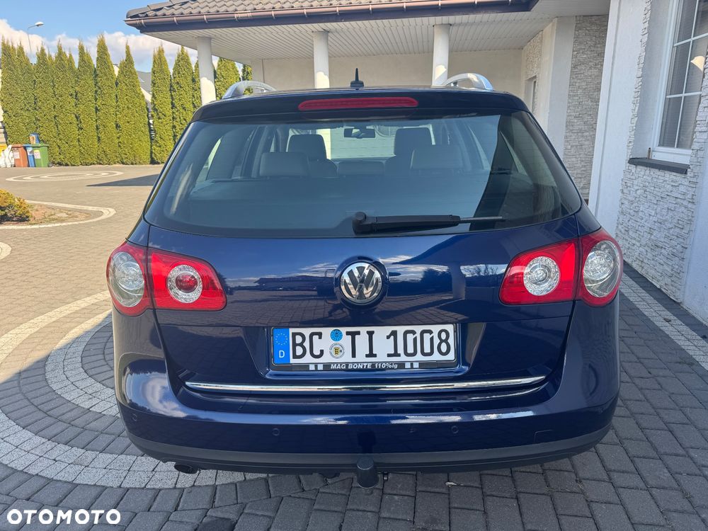 Volkswagen Passat 1.6 FSI Comfortline - 5