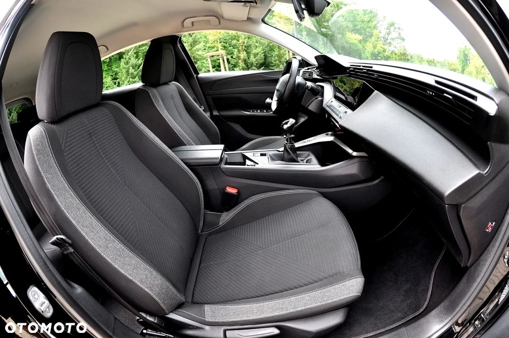 Peugeot 308 1.2 PureTech Allure S&S - 21