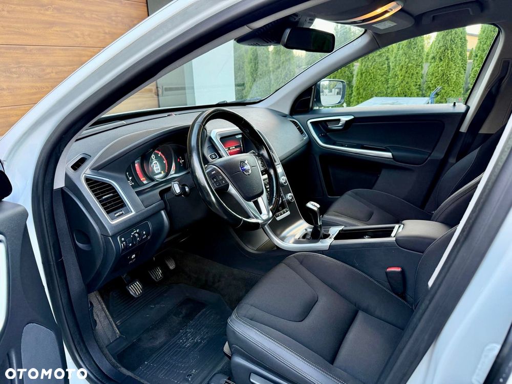 Volvo XC 60 D4 Summum - 17
