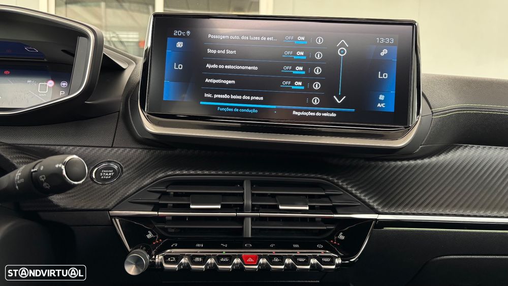 Peugeot 2008 1.2 PureTech GT EAT8 - 19