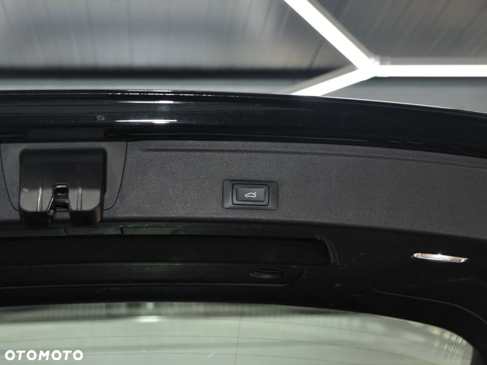 Audi A4 Avant 1.4 TFSI S tronic - 10