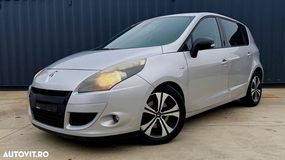 Renault Scenic - 1