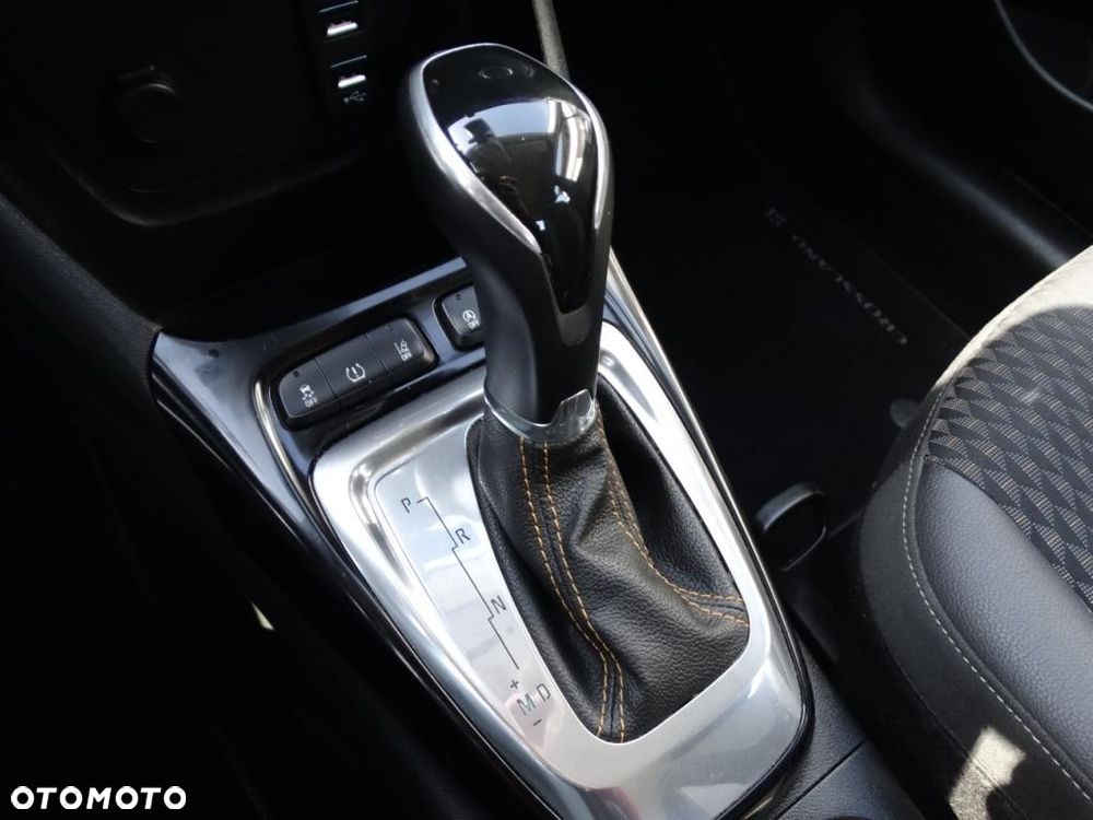 Opel Crossland X - 14