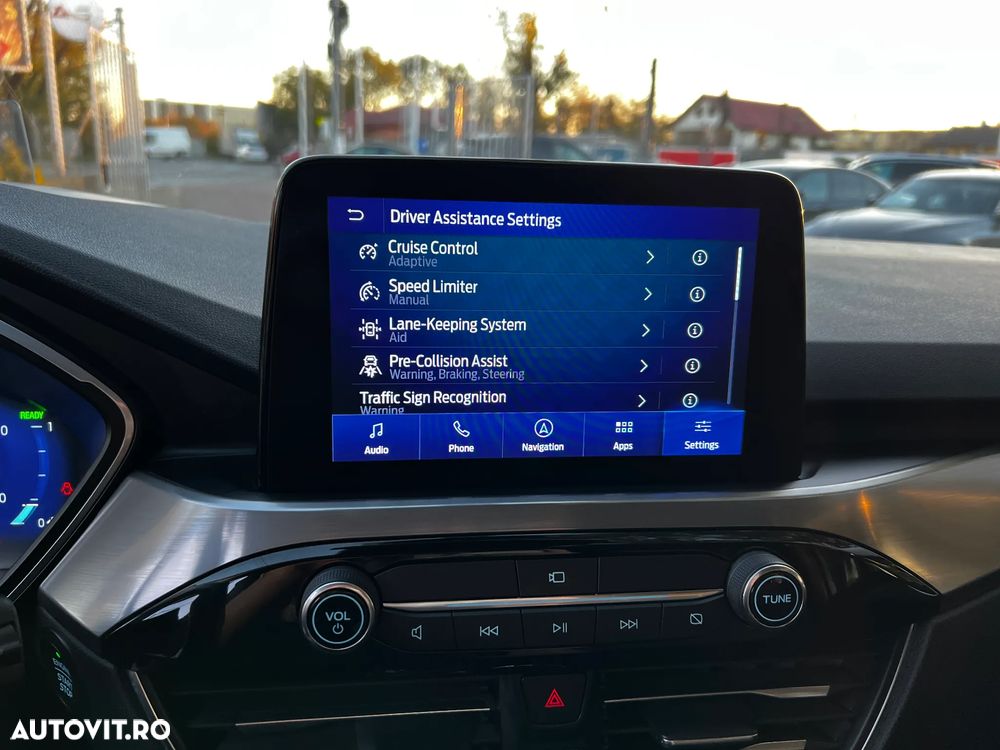 Ford Kuga 2.5 Duratec FHEV AWD Titanium - 29