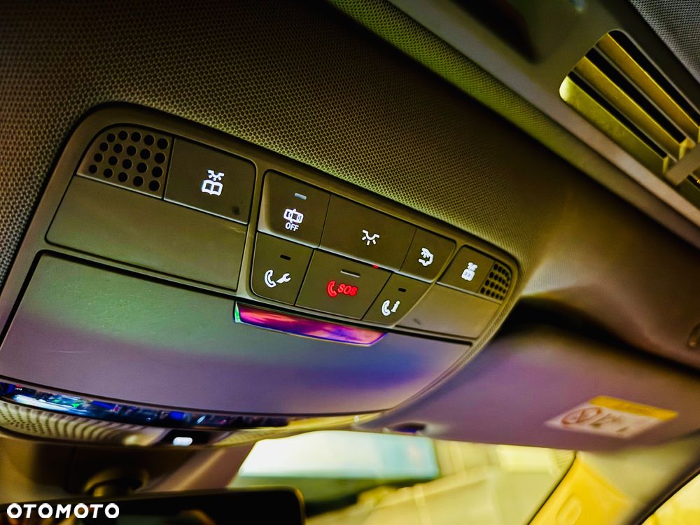 Mercedes-Benz Klasa E 220 d T 9G-TRONIC Avantgarde - 21
