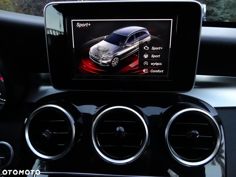 Mercedes-Benz Klasa C 200 (BlueTEC) d T 7G-TRONIC Exclusive - 24