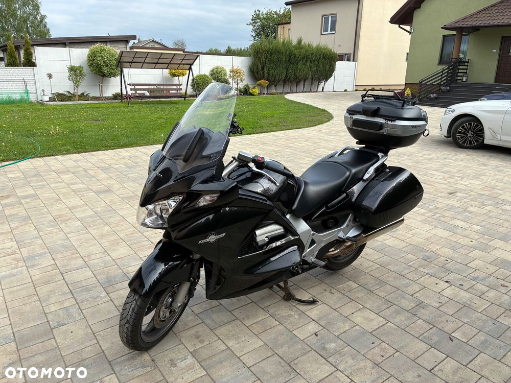 Honda ST - 2