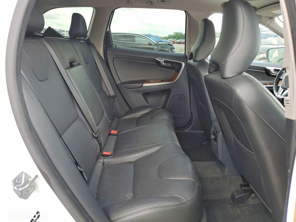 Volvo XC 60 - 12