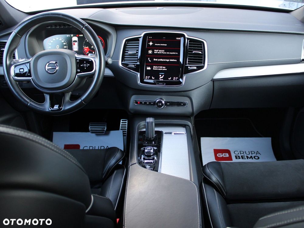 Volvo XC 90 D5 SCR AWD R-Design - 20