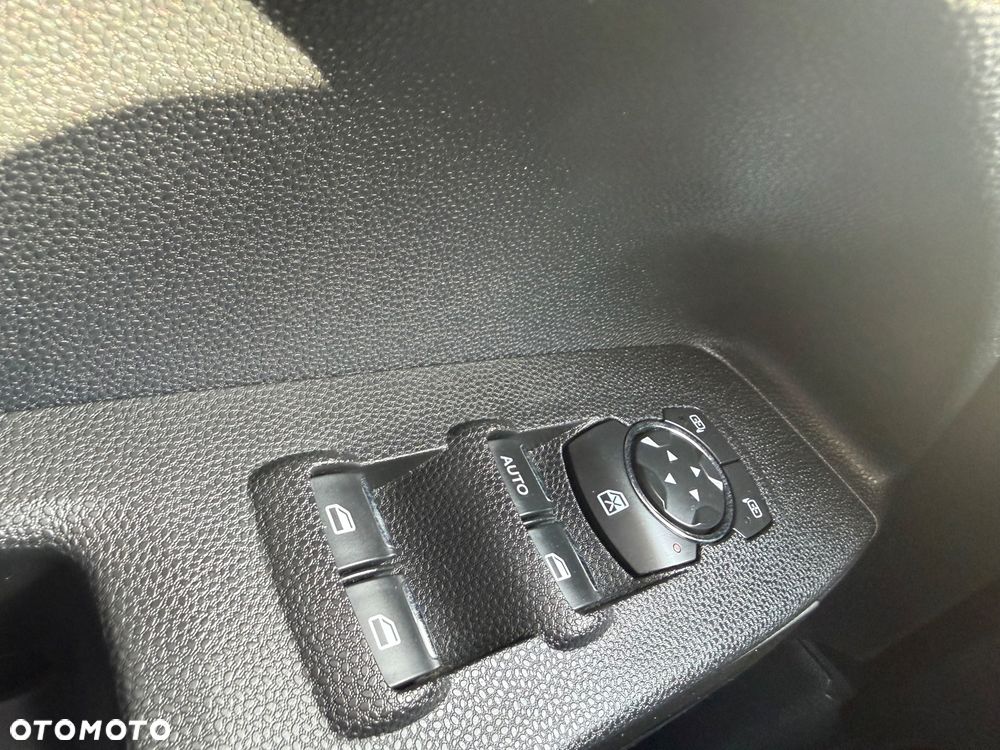 Ford EcoSport 1.0 EcoBoost TITANIUM - 21