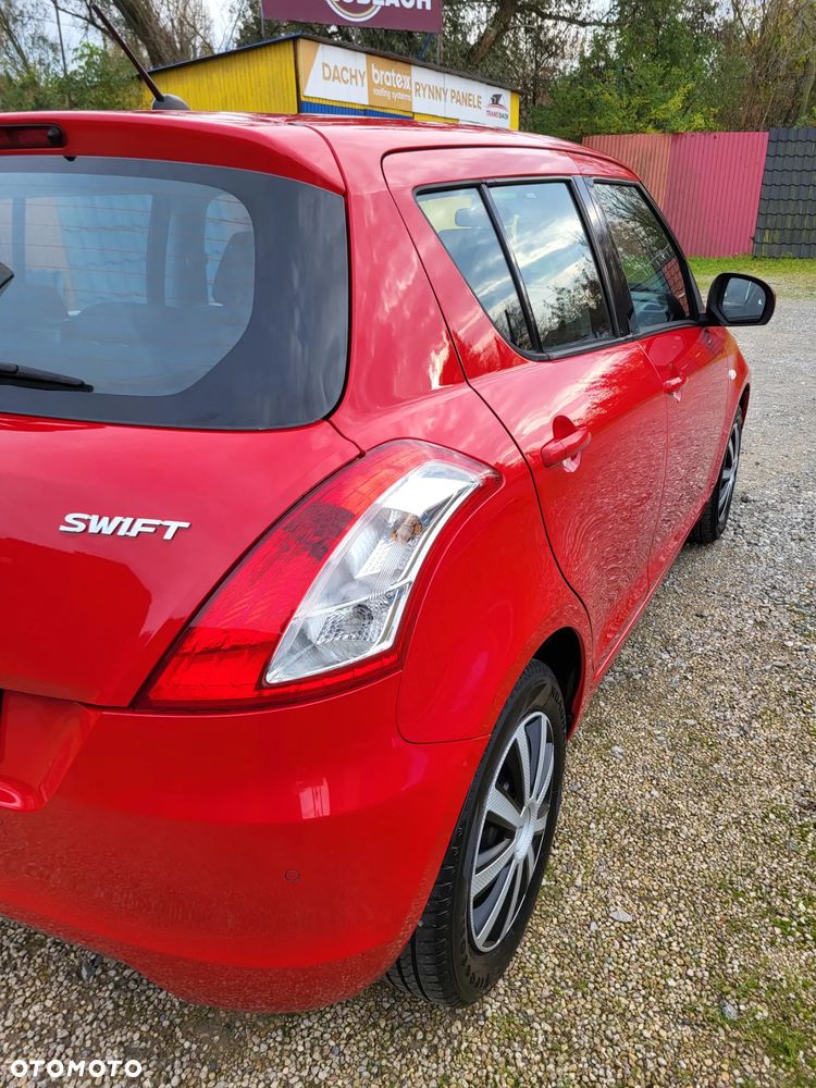 Suzuki Swift 1.2 Club - 10