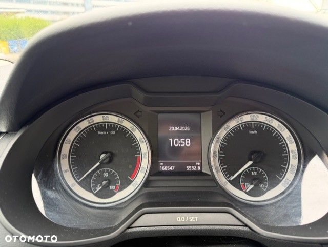 Skoda Octavia 2.0 TDI Style DSG - 6