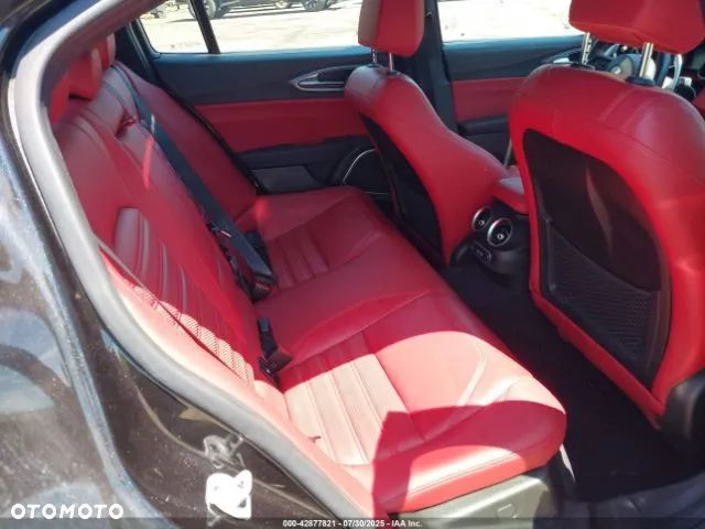 Alfa Romeo Giulia 2.0 Turbo 16V AT8 Veloce Ti - 7