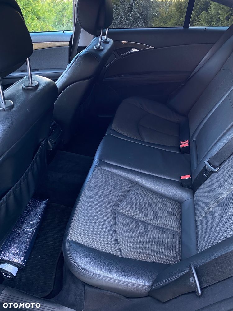 Mercedes-Benz Klasa E - 37