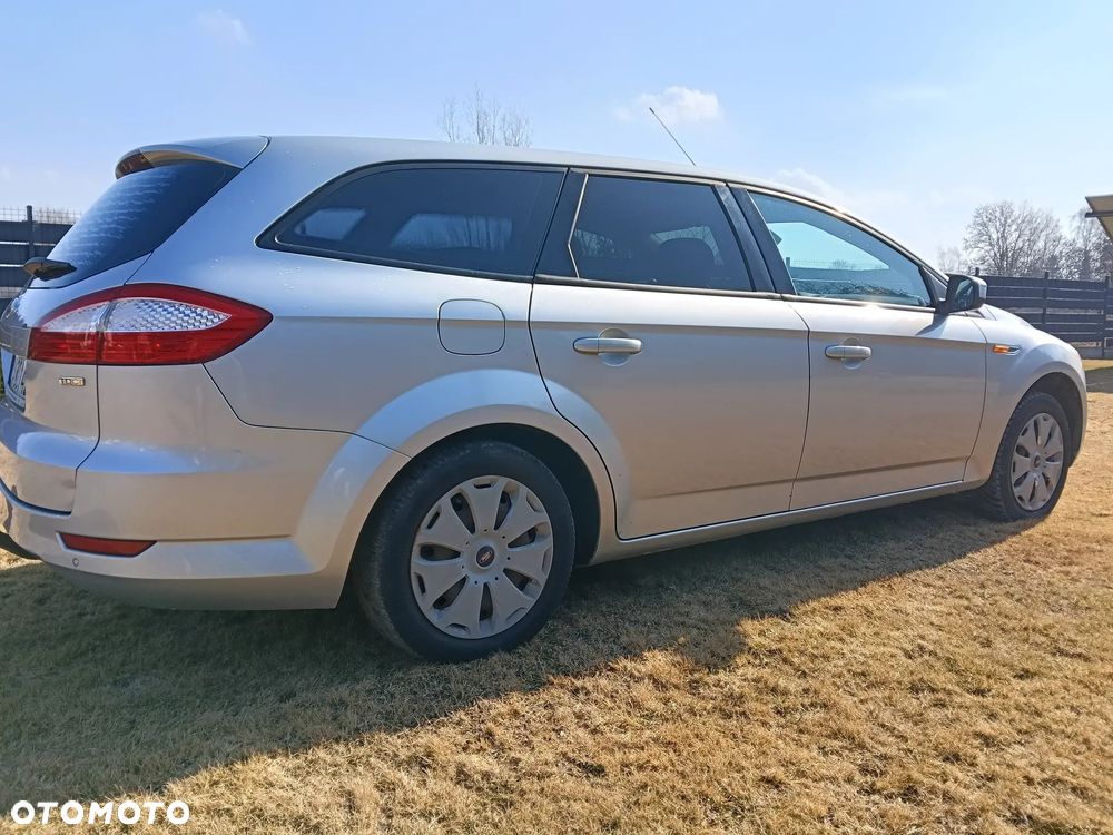 Ford Mondeo 2.0 TDCi Viva Trend - 11