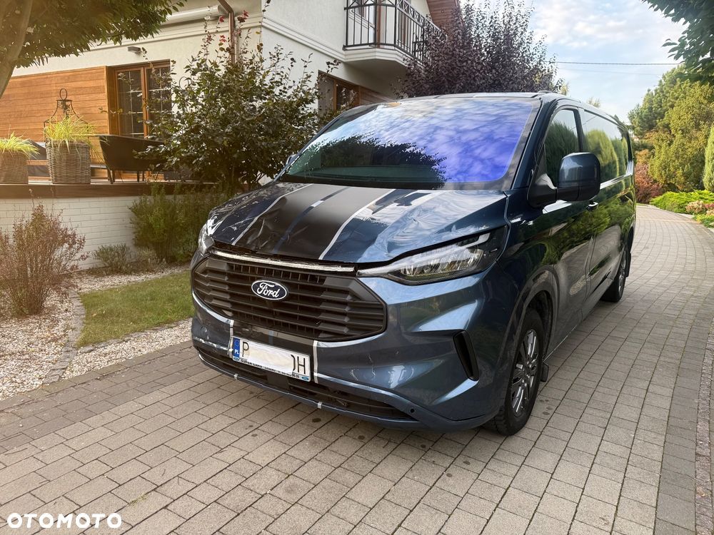 Ford Transit Custom 320 L2H1 Limited 2.0 150KM - 1