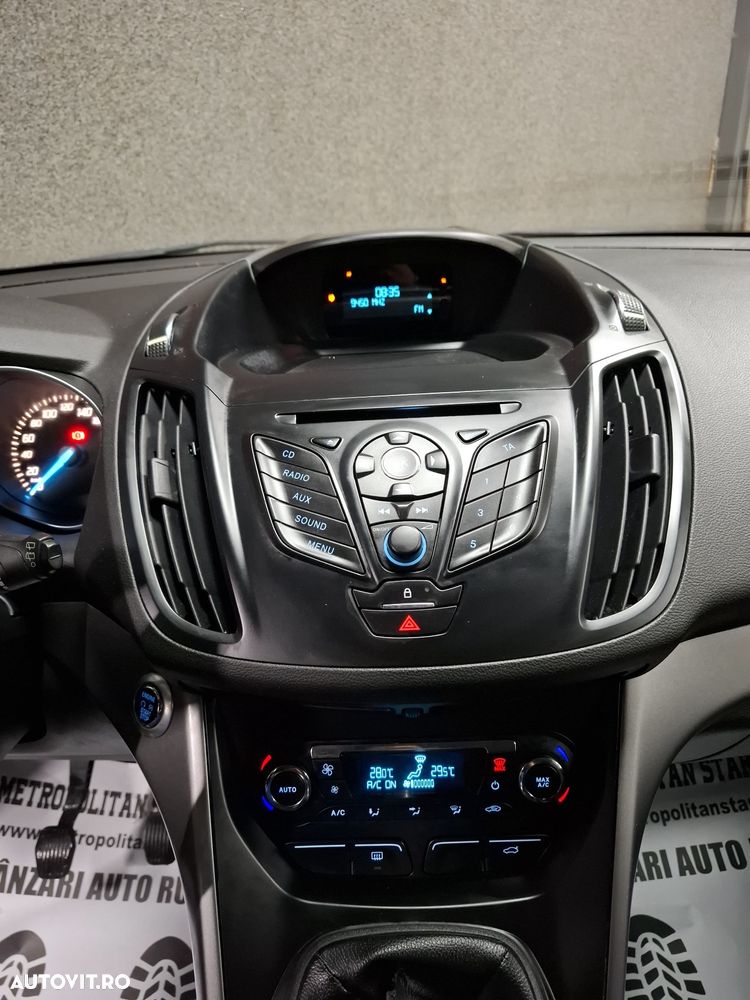 Ford Kuga - 11