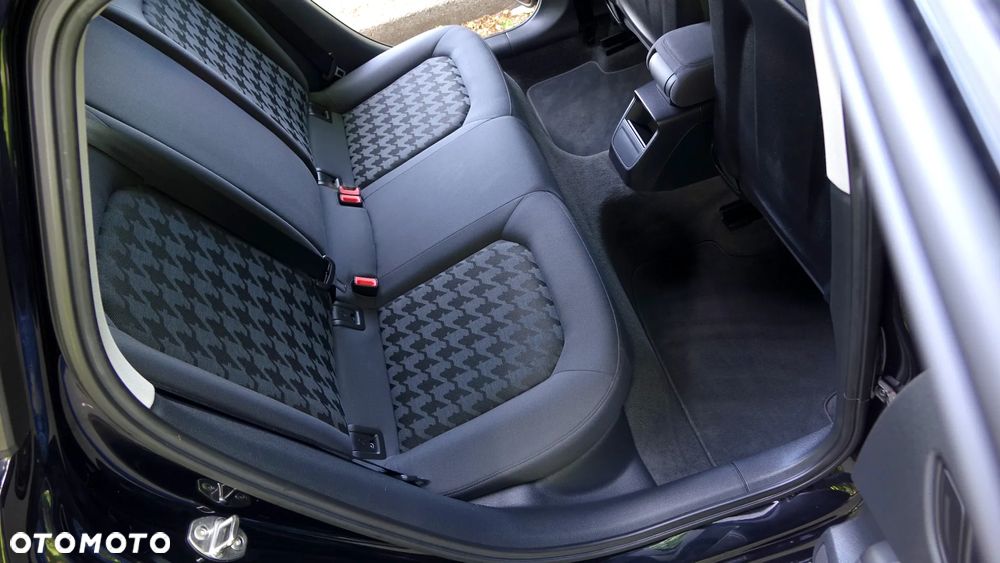 Audi A3 Sportback - 11