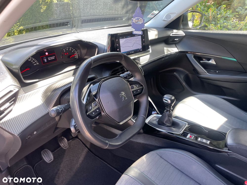 Peugeot 2008 1.2 PureTech Allure Pack S&S - 24