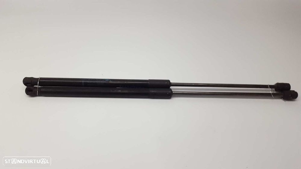 AMORTECEDORES DA MALA DACIA SANDERO STEPWAY - 2