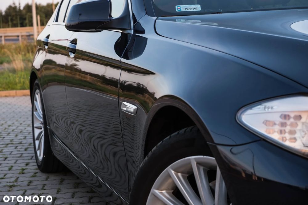 BMW Seria 5 520d - 18