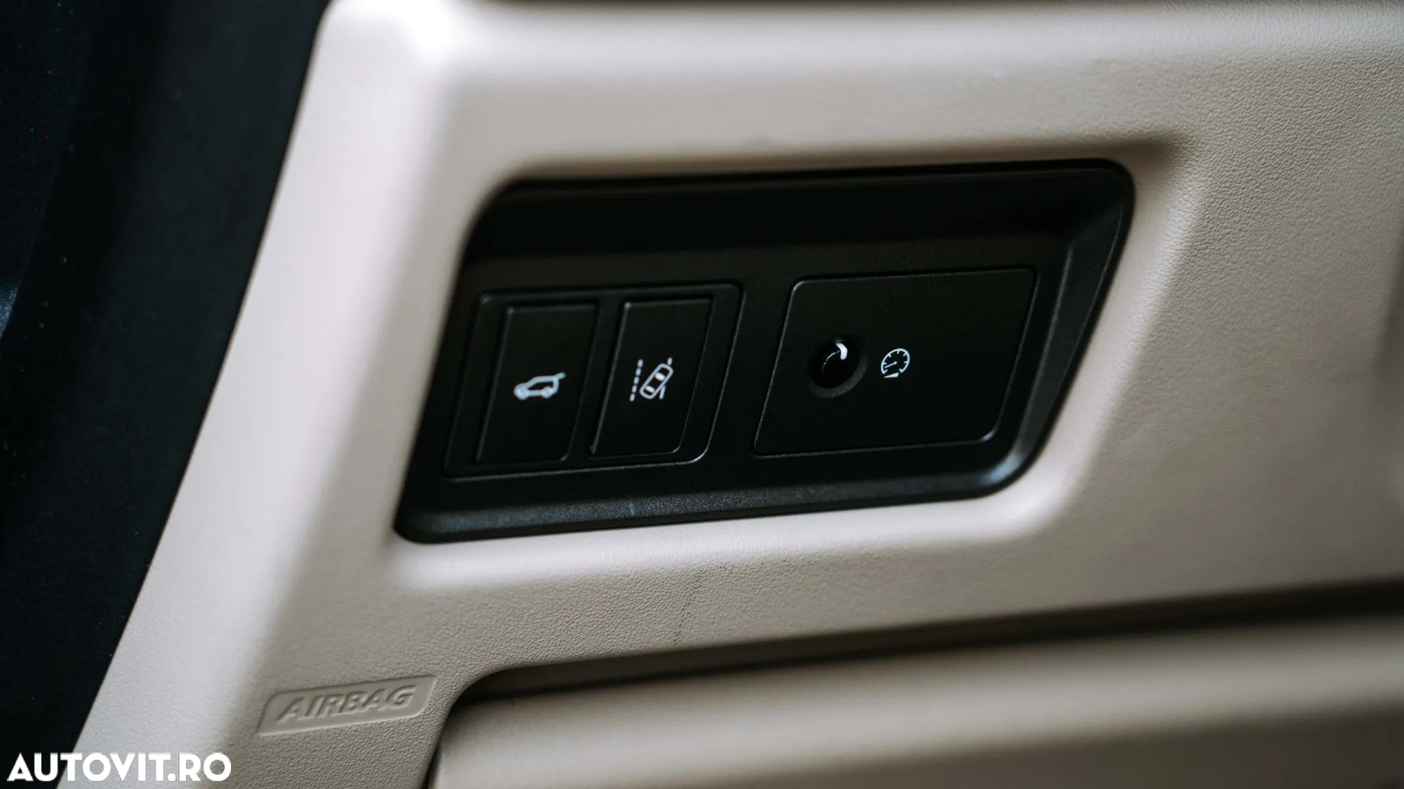 Land Rover Range Rover Evoque - 16