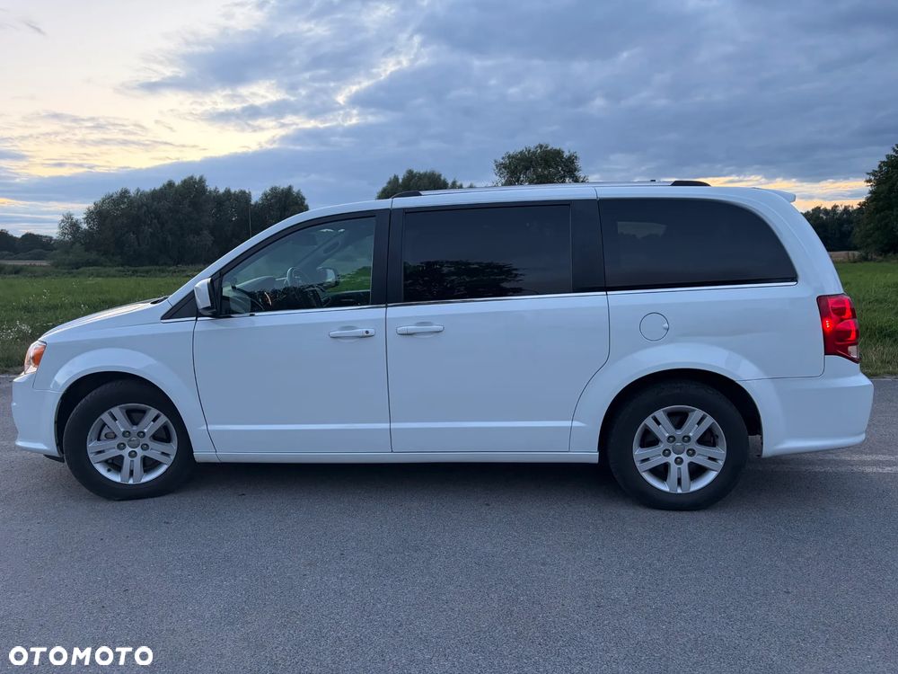 Dodge Grand Caravan - 7