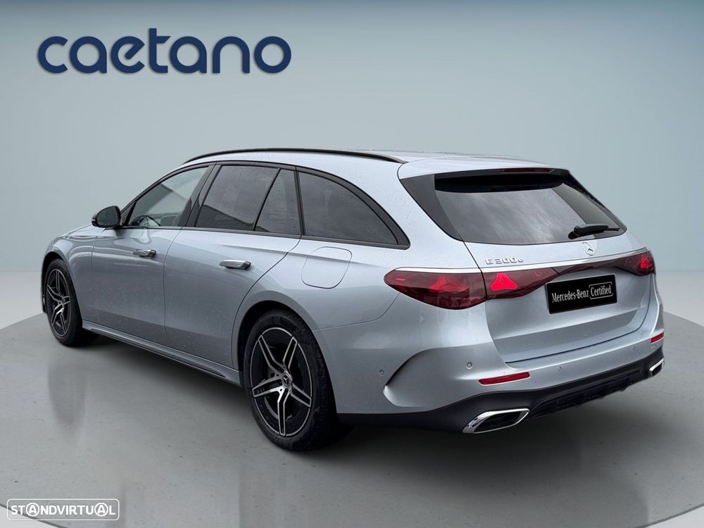 Mercedes-Benz E 300 - 4