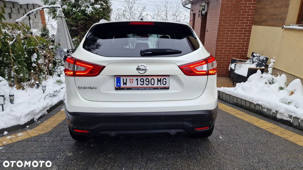 Nissan Qashqai 1.6 DCi Xtronic TEKNA - 11