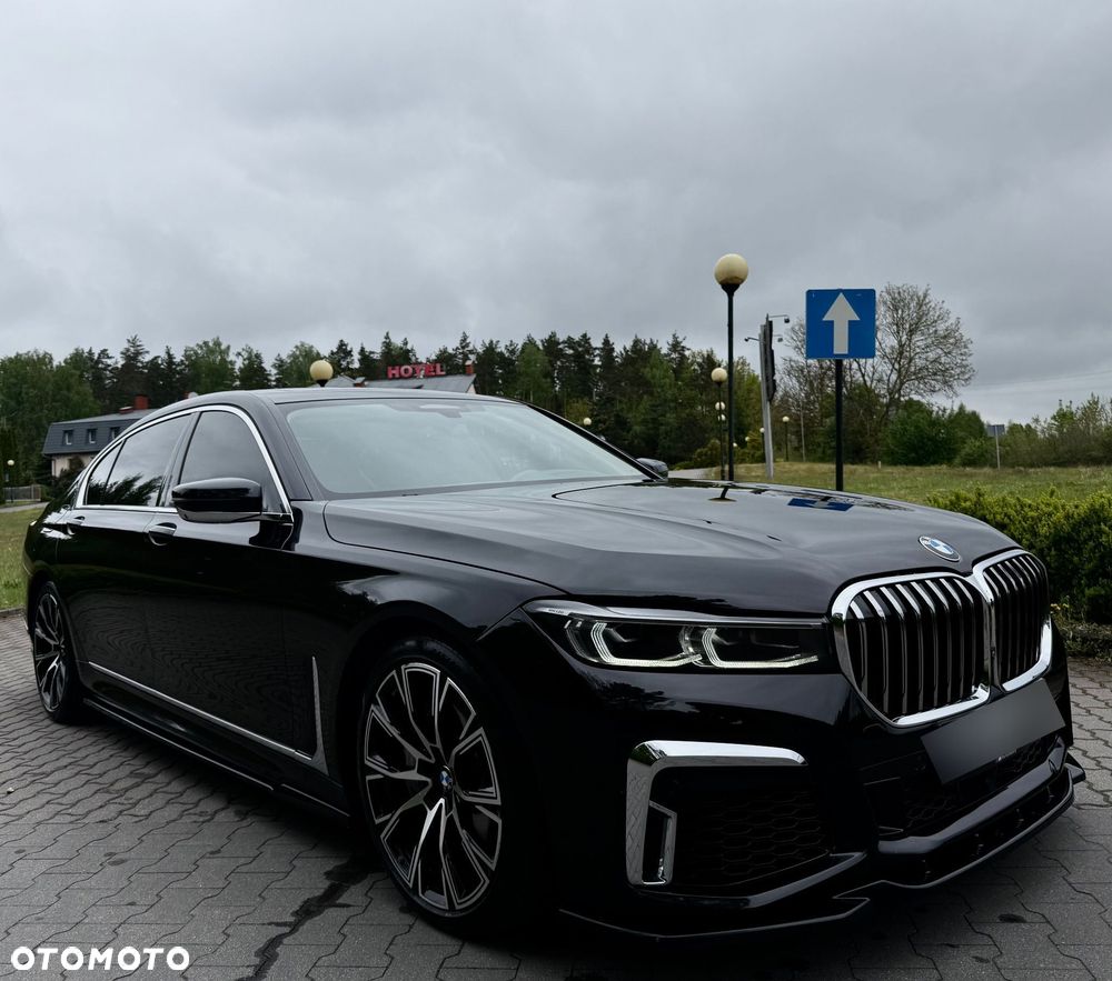 BMW Seria 7 750i xDrive sport - 4