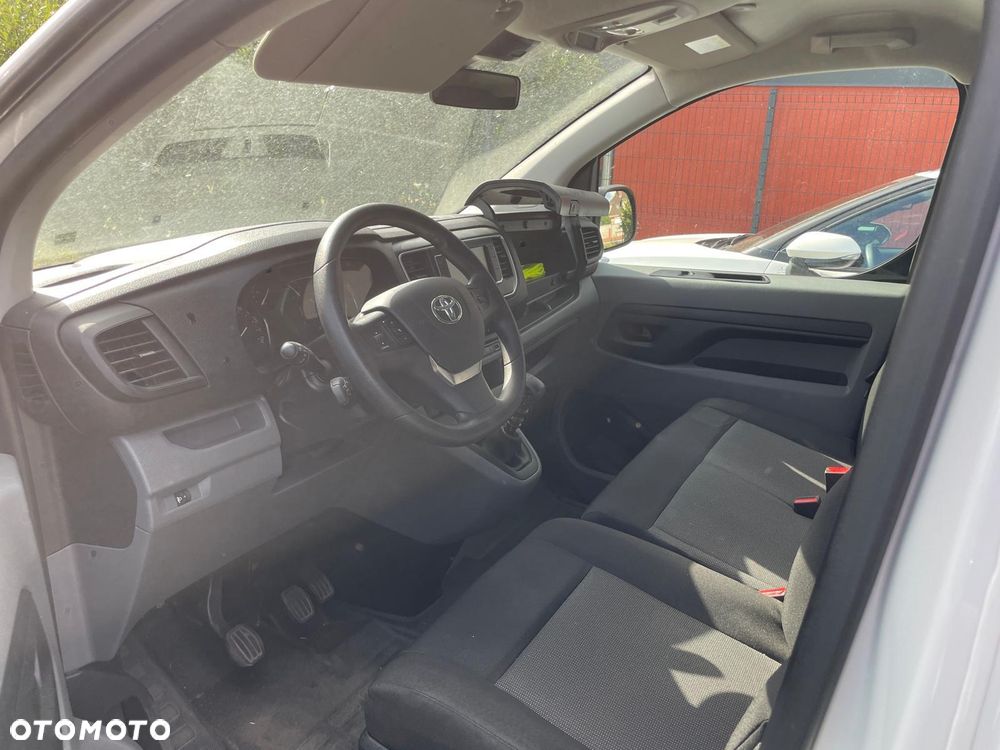 Toyota ProAce 2,0-l-D-4D L2 (8-Si.) Verso Comfort - 11