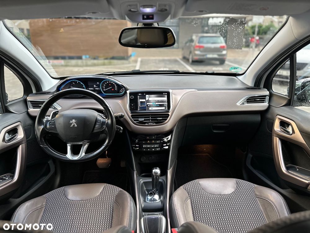 Peugeot 2008 e-HDi FAP 92 EGS6 STOP & START Allure - 13