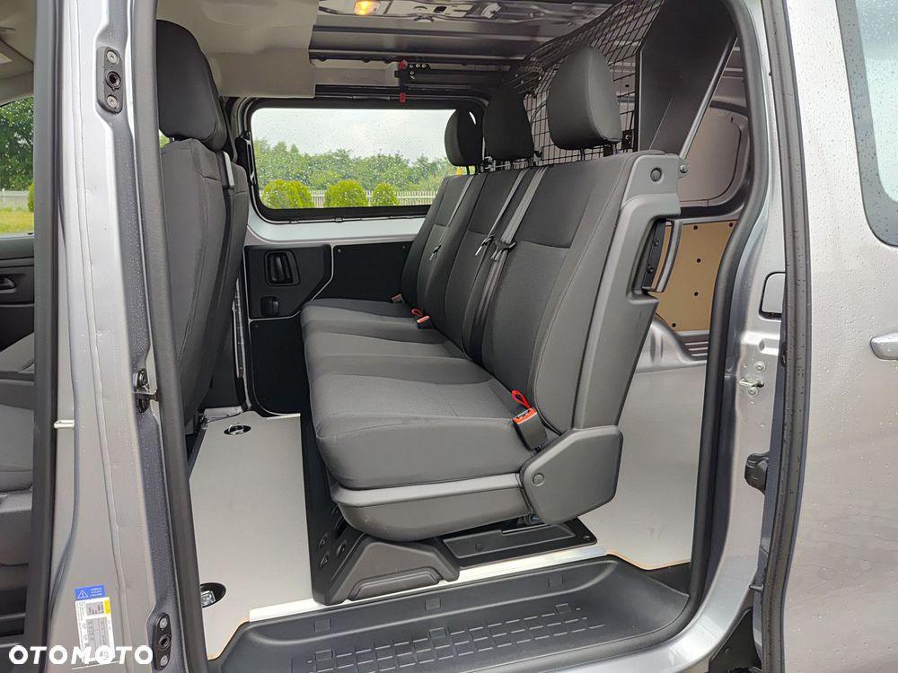 Opel Vivaro Nowy Vivaro Furgon Brygadowy Flex Extra Long 2.2d 150 KM MT6 - 16